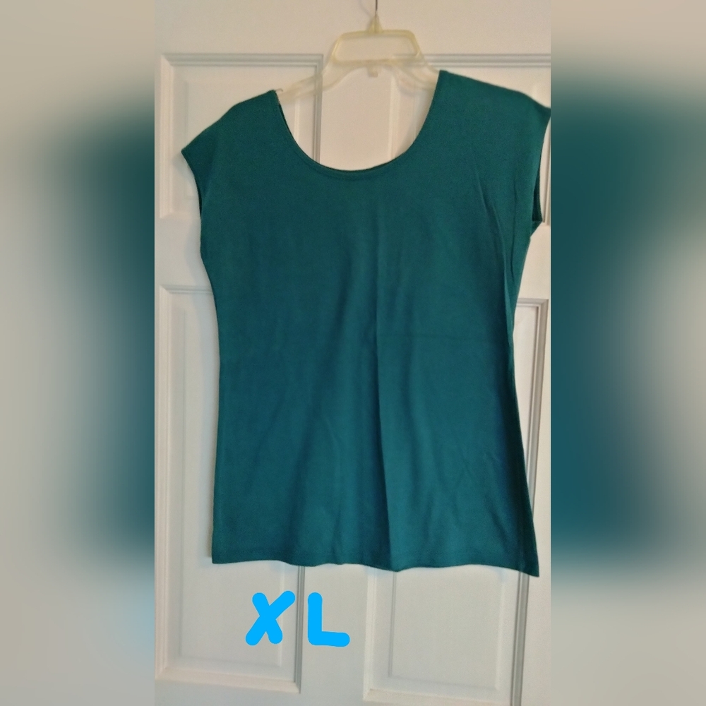 Teal, White And Black Short Sleeve Women's Top